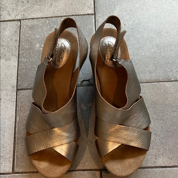 Clarks Shoes - Clarks Women's Metallic Sandals